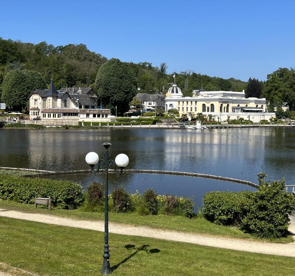Bed and Breakfast Manoir De La Prise Tarot Bagnoles de l'Orne Normandie Экстерьер фото
